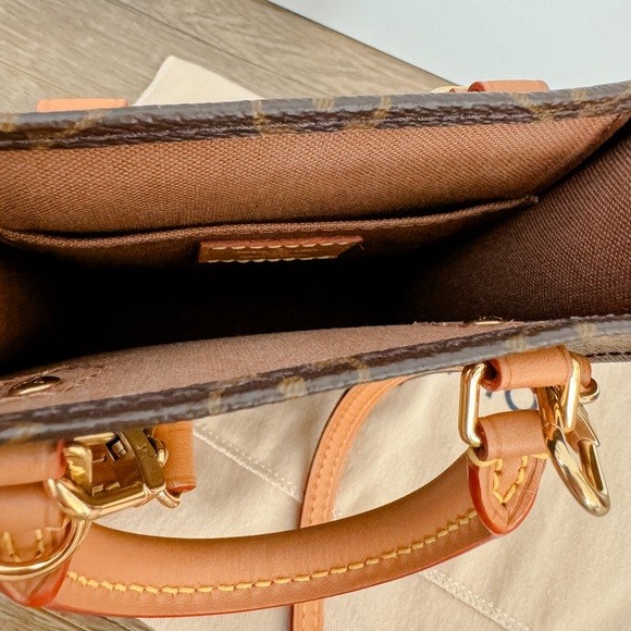 Authentic Louis Vuitton Petit Sac Plat bag - Picture 10 of 14